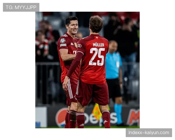 “聚焦：老将拉卡泽特达成里昂生涯百球里程碑后的泪水”